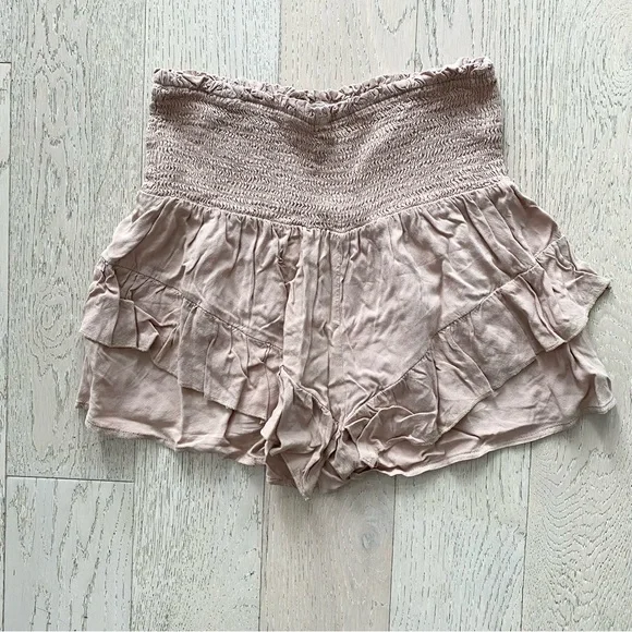 NWOT Ruffle Flowy Shorts | Amazon - Picture 6 of 9